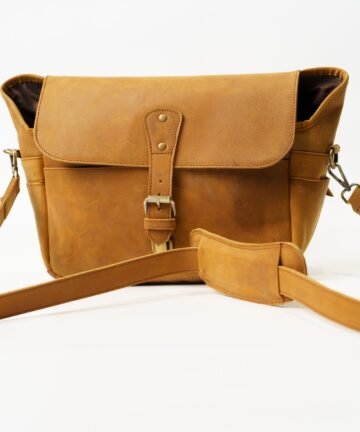 Small Leather Camera Bag Bwok Store – Stylish and Durable for Photographers