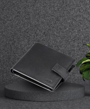 Handmade leather wallet with hand-stitched edges
