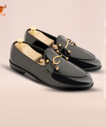 Black leather formal loafers with gold detailing – Bwok Store